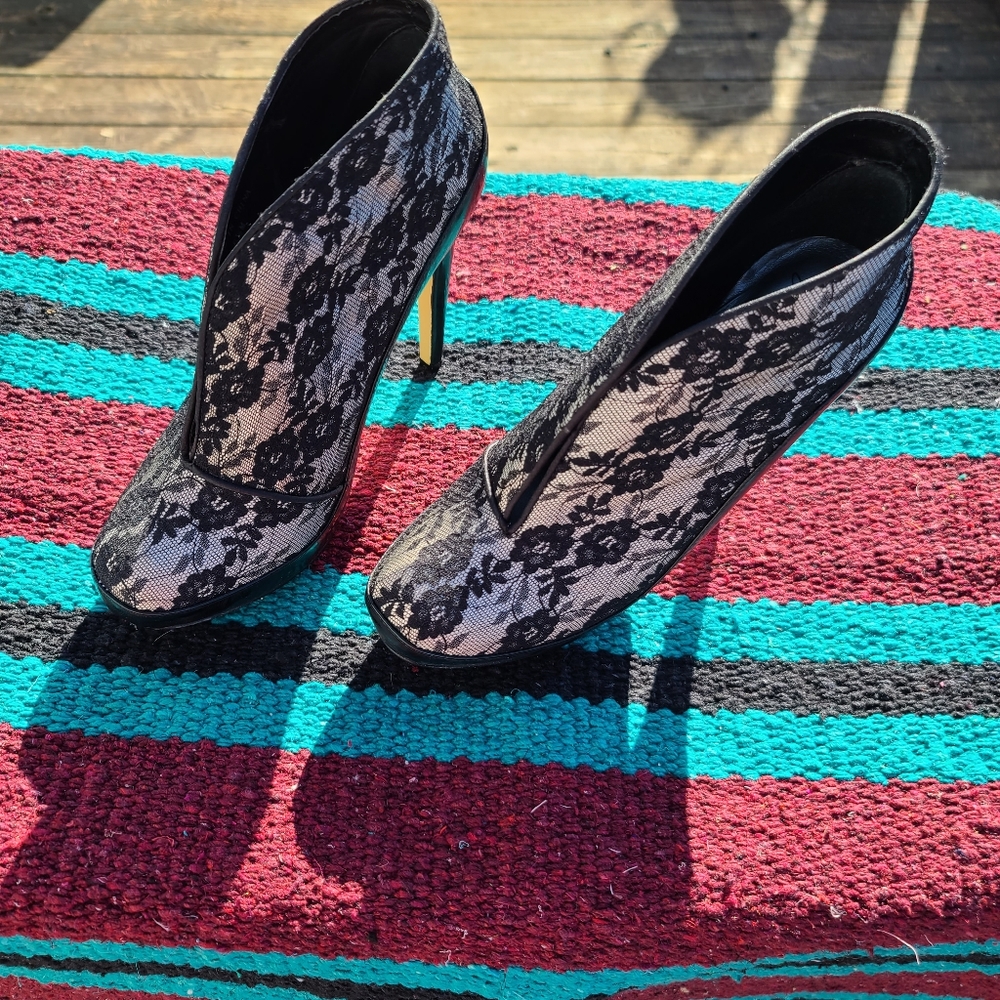 Lace booties